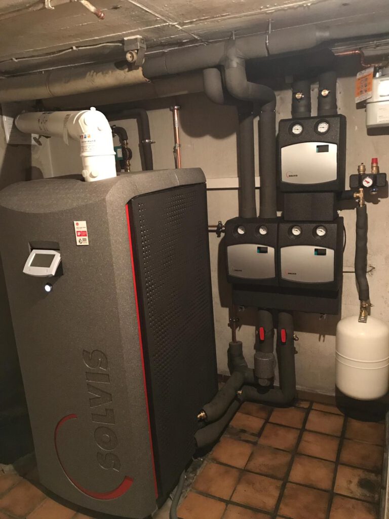Austausch eines Kohlekessel gegen einen hocheffizienten Gasbrennwertkessel.